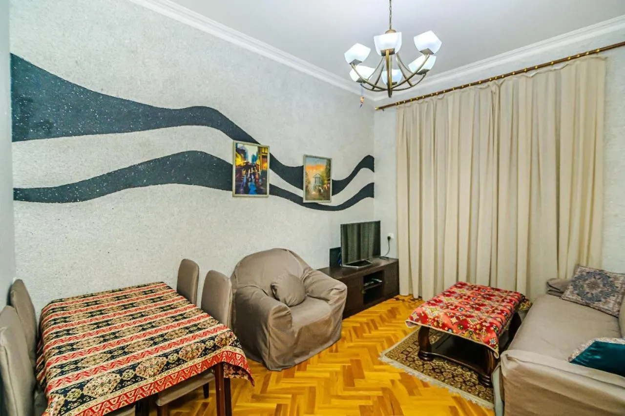 Cucla Apartment Targovu Baku