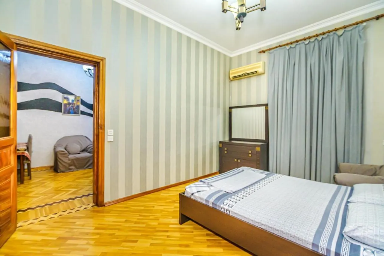 Cucla Apartment Targovu Baku