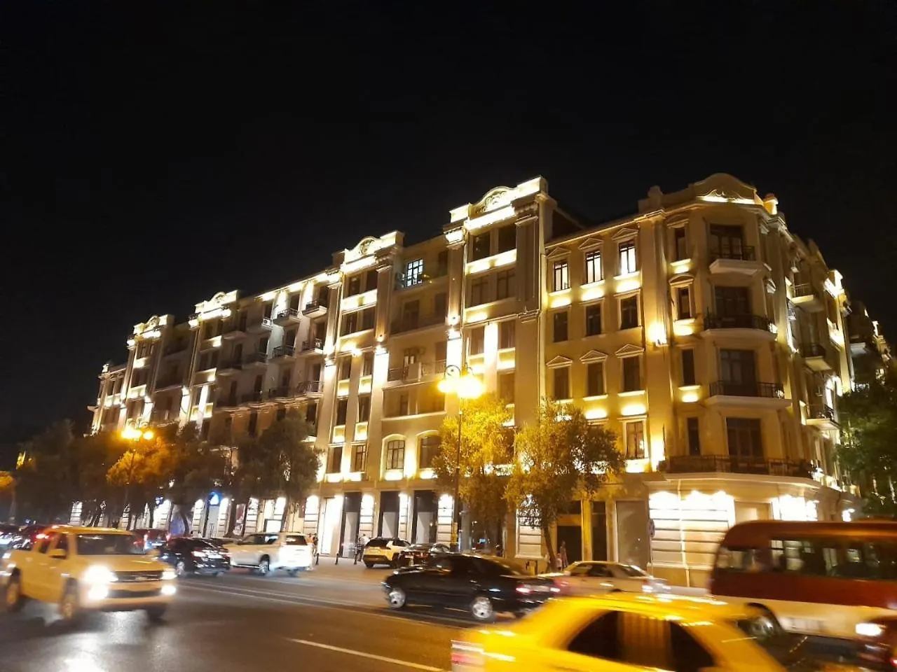 Cucla Apartment Targovu Baku